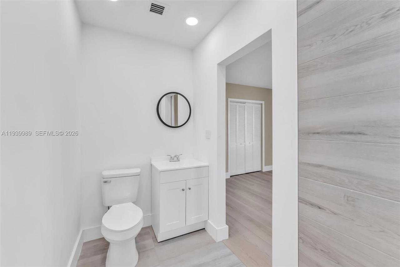 Real estate property located at 40 58th St, Miami-dade, King Arthur Estates, Hialeah, FL