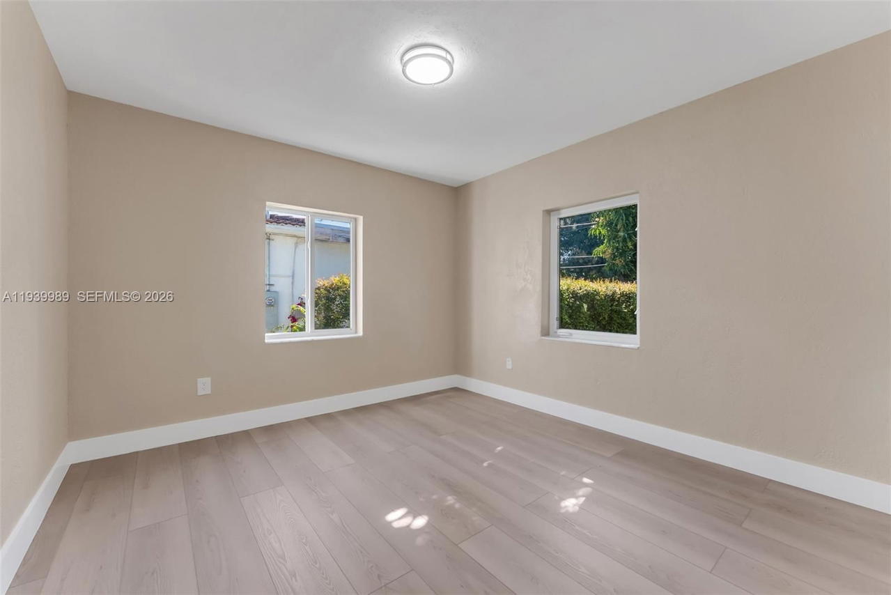 Real estate property located at 40 58th St, Miami-dade, King Arthur Estates, Hialeah, FL