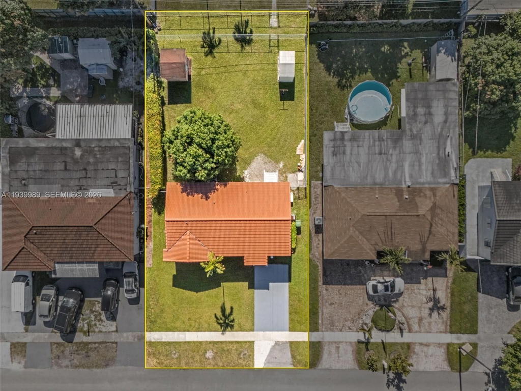Real estate property located at 40 58th St, Miami-dade, King Arthur Estates, Hialeah, FL