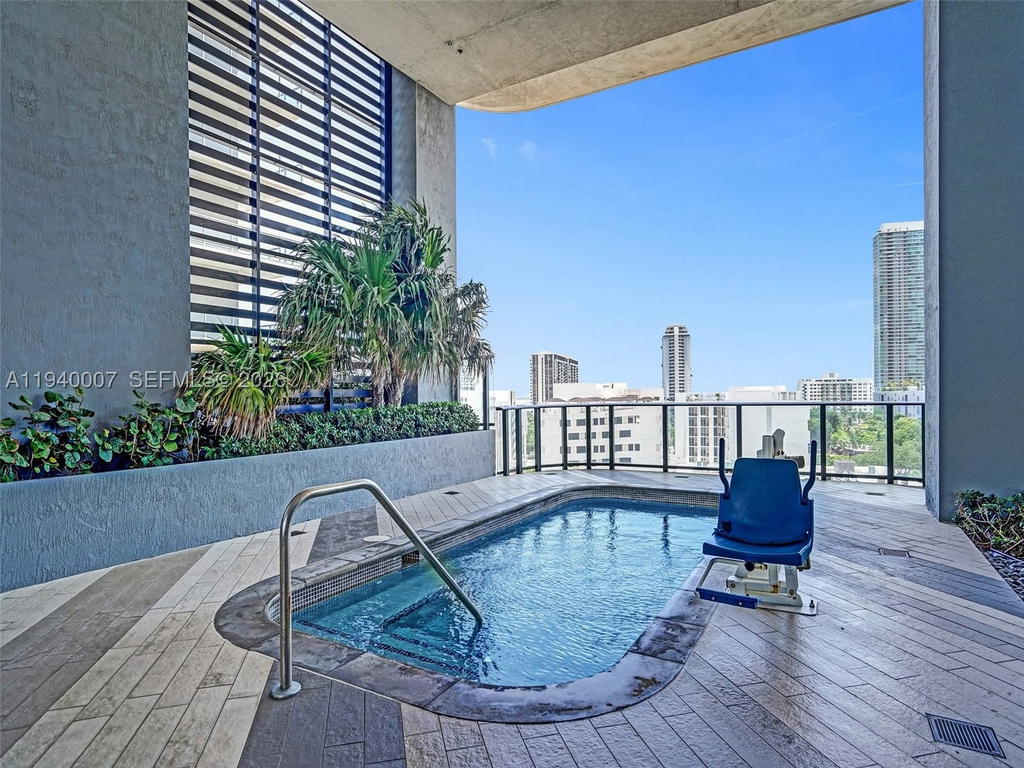 Real estate property located at 121 34th St #1904, Miami-dade, 3401 Midtown Condo, Miami, FL