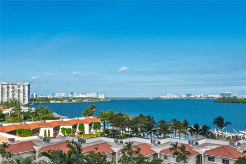 Real estate property located at 4000 Towerside Ter #805, Miami-dade, The Towers Of Quayside, Miami, FL