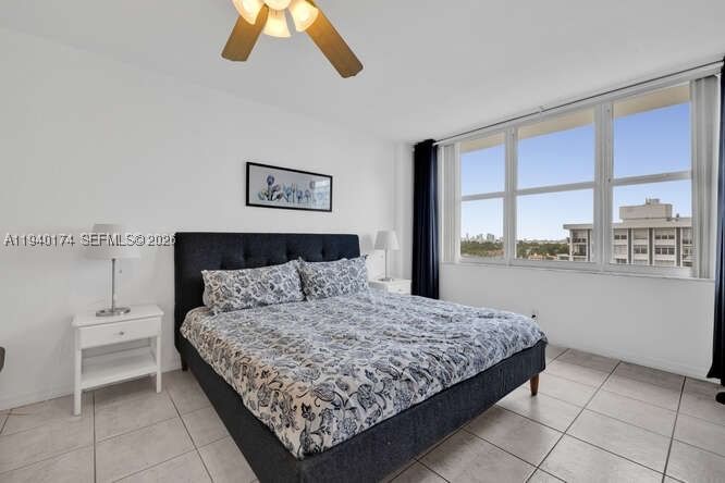 Real estate property located at 5601 Collins Ave #825, Miami-dade, The Pavilion Condo, Miami Beach, FL
