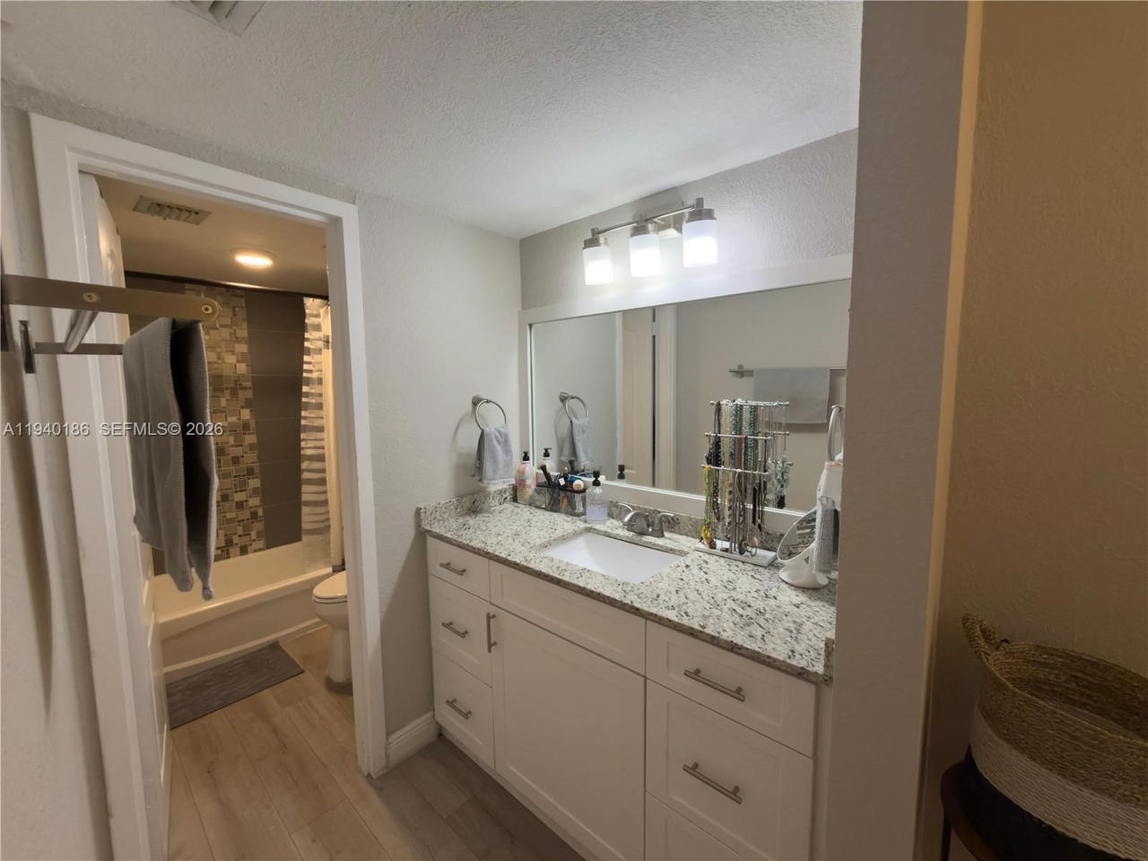 Real estate property located at 4810 79th Ave #206, Miami-dade, Doral Gardens Ii Condo, Doral, FL