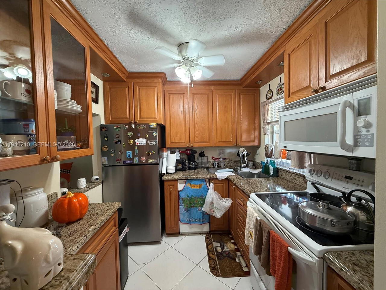 Real estate property located at 9041 Sunrise Lakes Blvd #207, Broward, Sunrise Lakes 90 Condo, Sunrise, FL