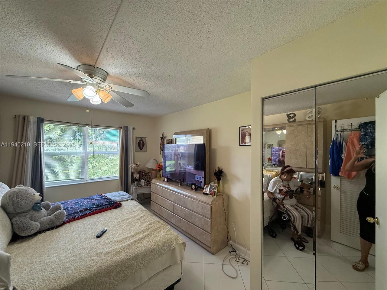 Real estate property located at 9041 Sunrise Lakes Blvd #207, Broward, Sunrise Lakes 90 Condo, Sunrise, FL