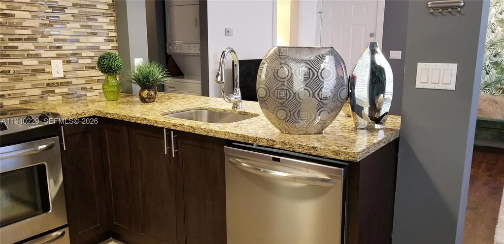 Real estate property located at 1337 Euclid Ave #101, Miami-dade, Everglades South Condo, Miami Beach, FL