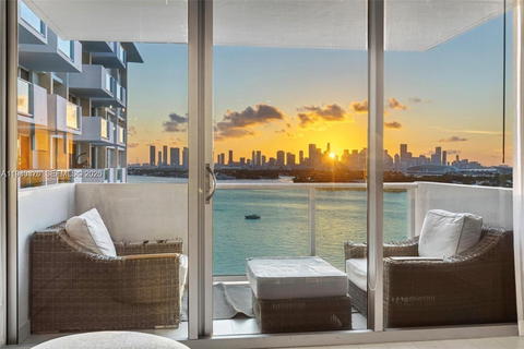 Real estate property located at 1000 West Ave #520, Miami-dade, Mirador 1000 Condo, Miami Beach, FL