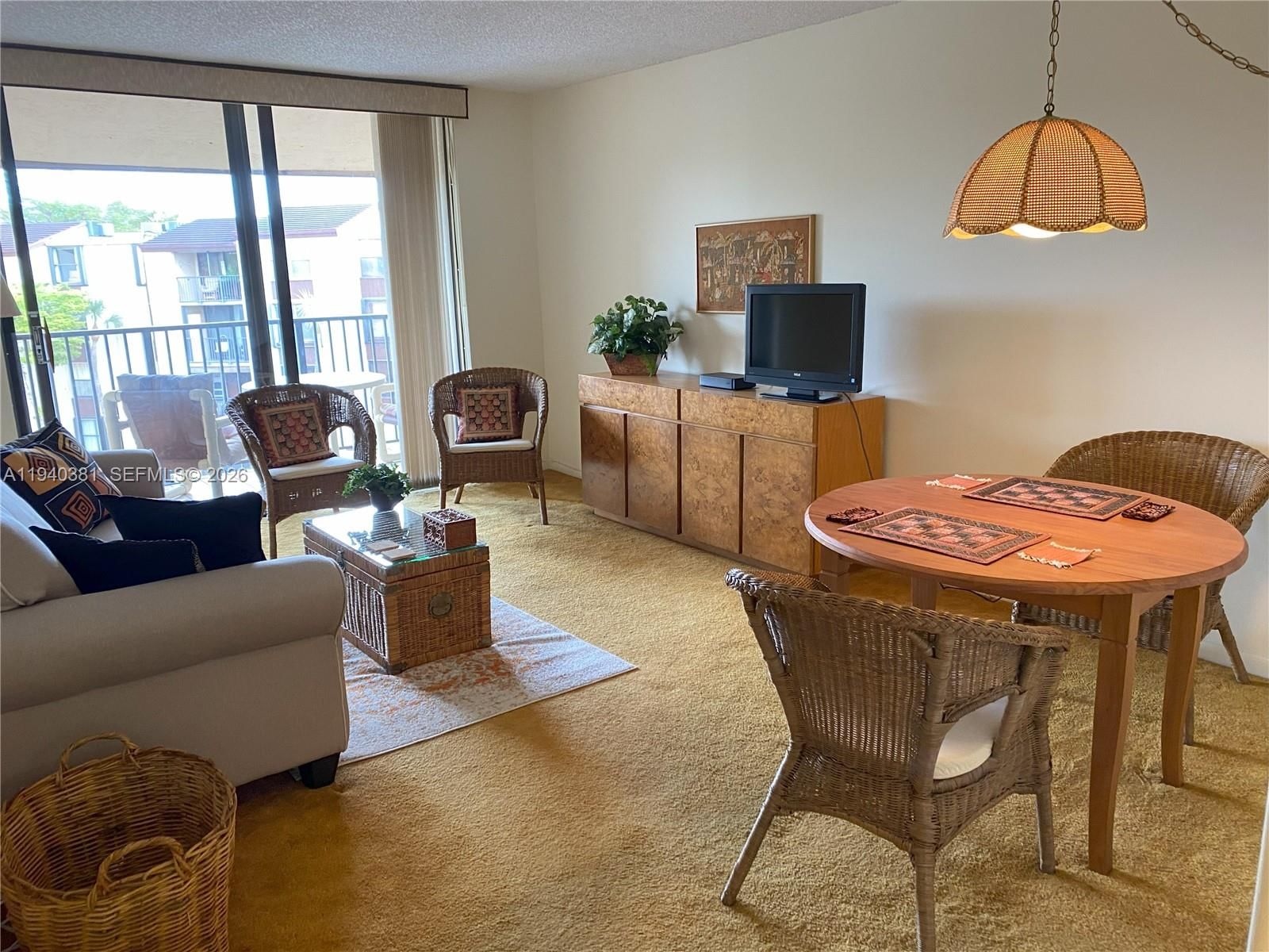 Real estate property located at 14601 Kendall Dr #403K, Miami-dade, Promenade At Kendale Lake, Miami, FL
