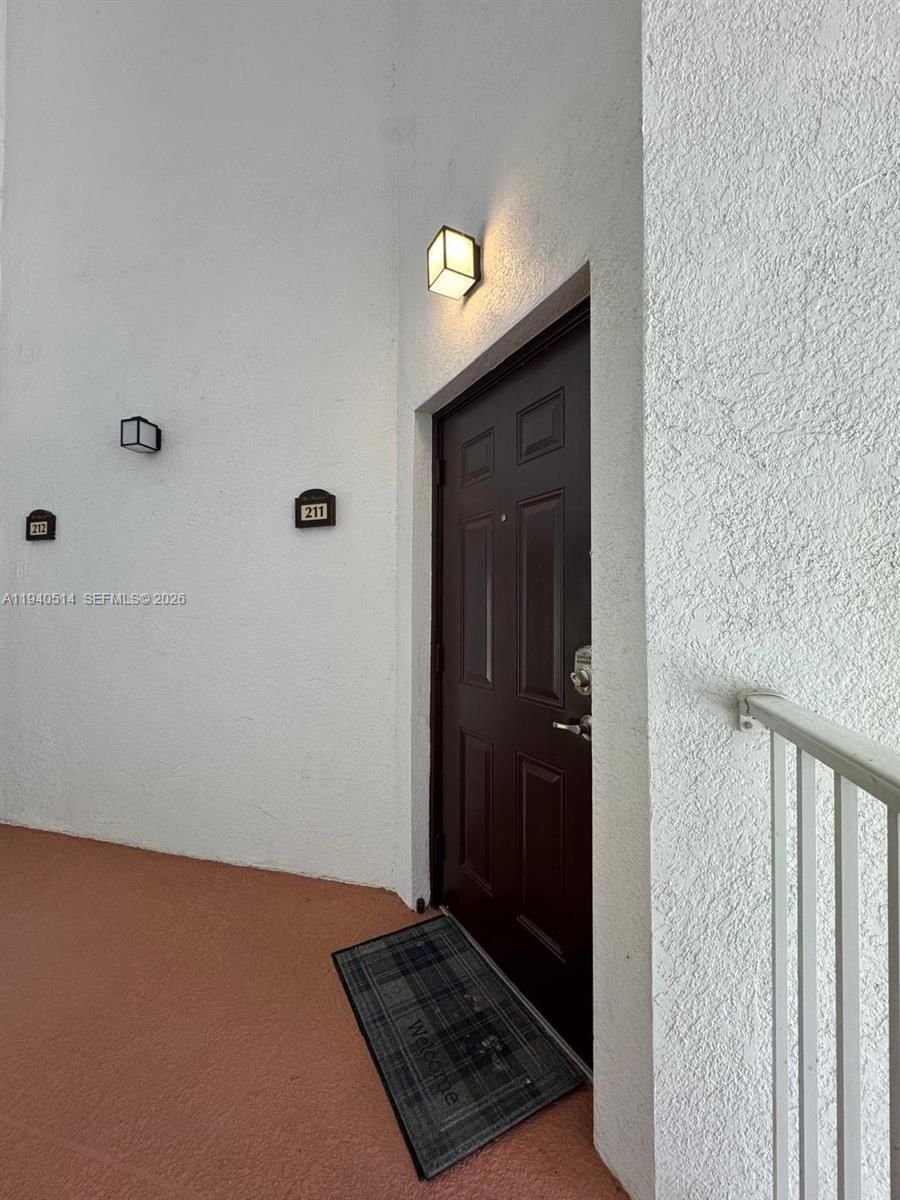 Real estate property located at 8800 97th Ave #211, Miami-dade, St Maarten At Grand Bay C, Doral, FL