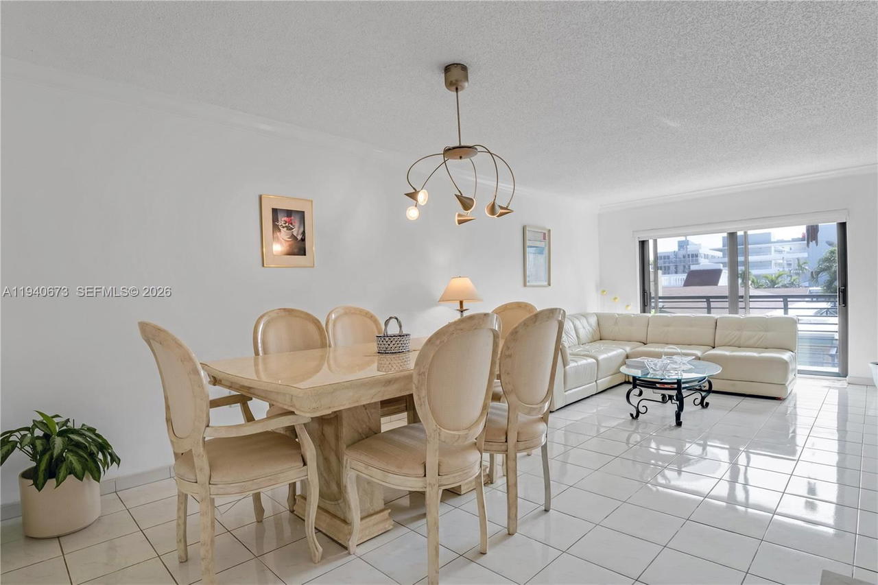 Real estate property located at 7801 Abbott Ave #302, Miami-dade, Frances Condo Apts, Miami Beach, FL