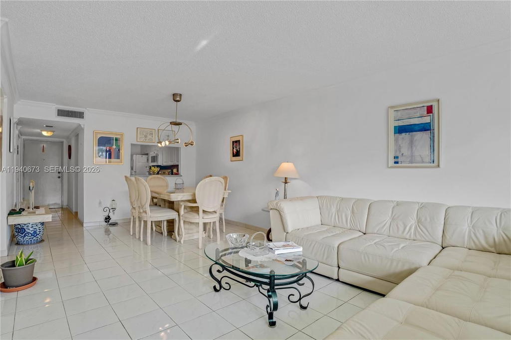 Real estate property located at 7801 Abbott Ave #302, Miami-dade, Frances Condo Apts, Miami Beach, FL