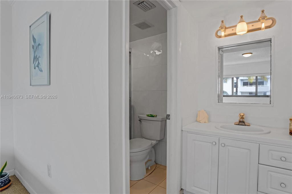 Real estate property located at 7801 Abbott Ave #302, Miami-dade, Frances Condo Apts, Miami Beach, FL