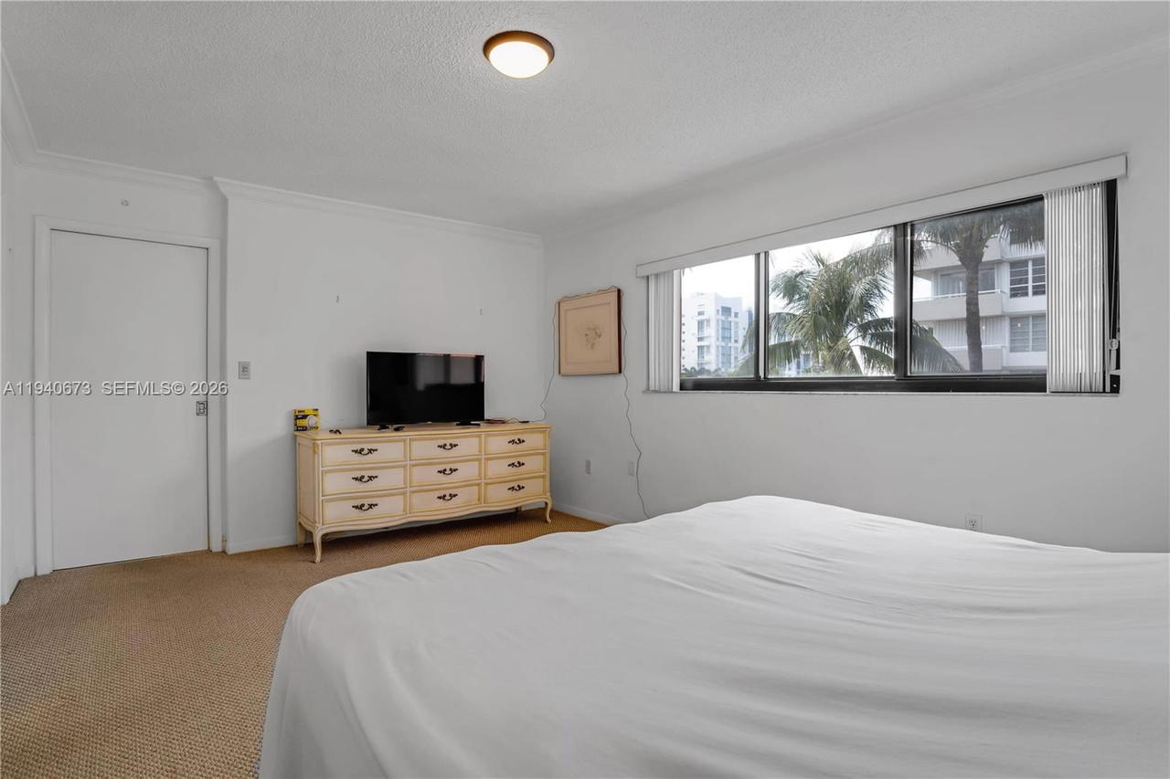 Real estate property located at 7801 Abbott Ave #302, Miami-dade, Frances Condo Apts, Miami Beach, FL