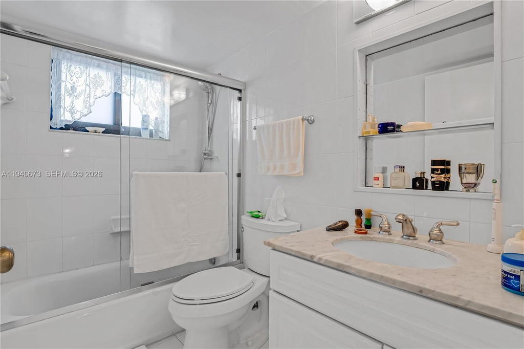 Real estate property located at 7801 Abbott Ave #302, Miami-dade, Frances Condo Apts, Miami Beach, FL