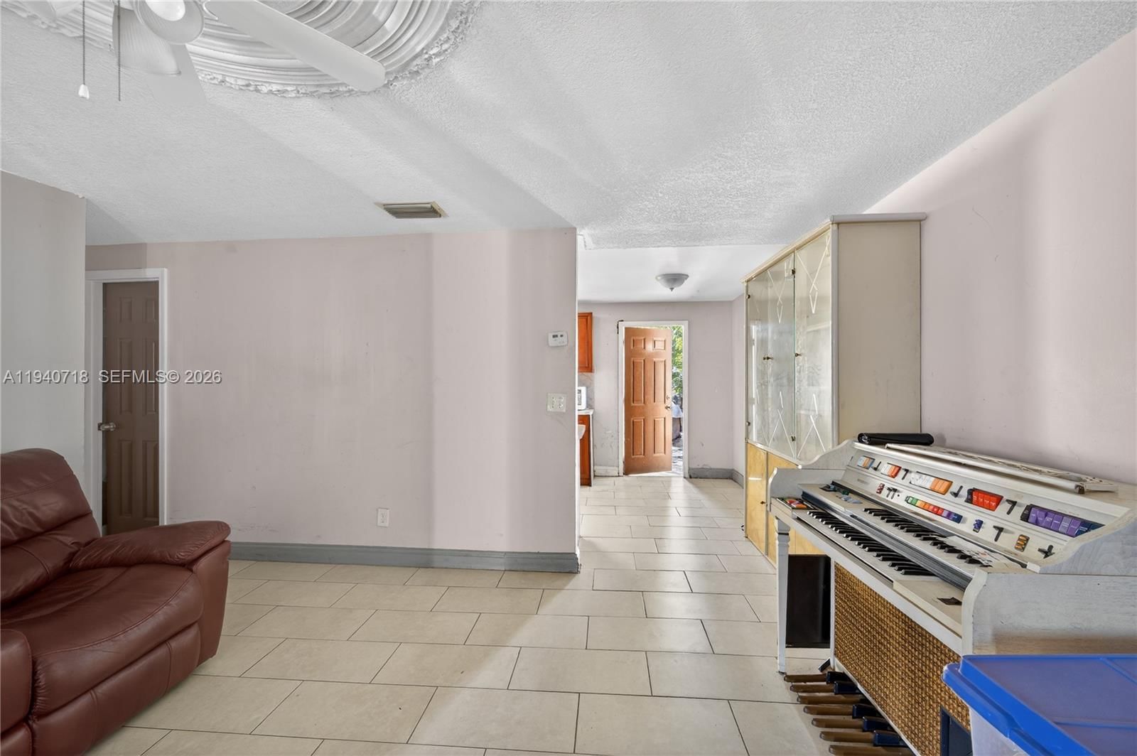 Real estate property located at 2021 29th Ave, Broward, Royal Palms Park, Fort Lauderdale, FL
