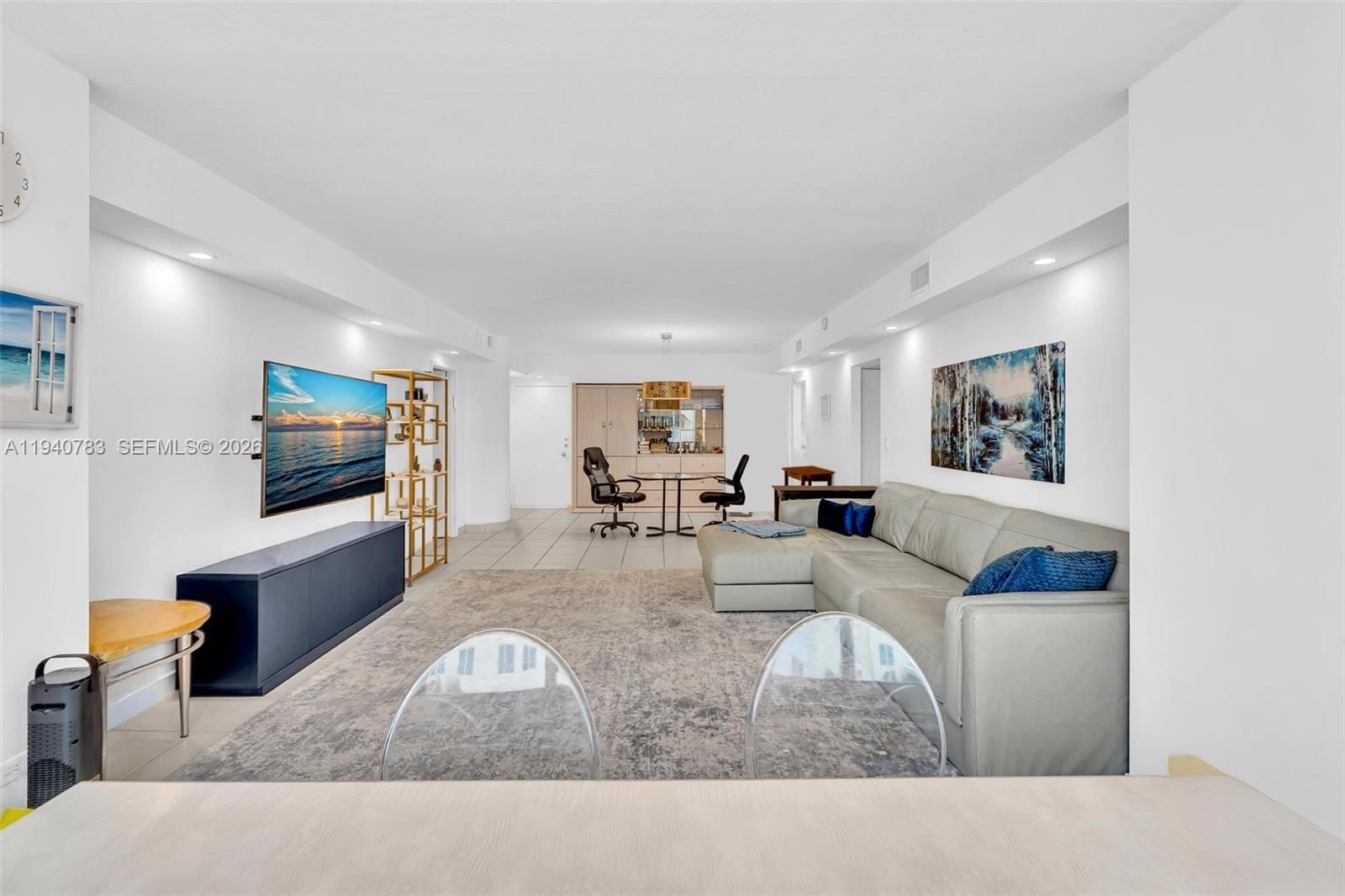 Real estate property located at 5005 Collins Ave #824, Miami-dade, The Carriage Club North C, Miami Beach, FL