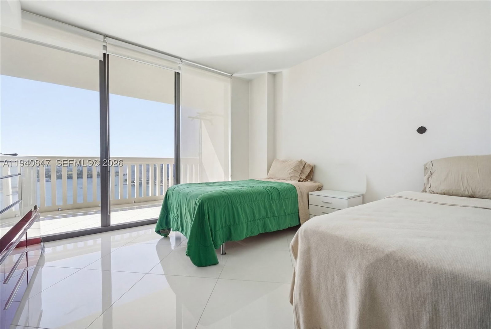 Real estate property located at 1000 Island Blvd #2806, Miami-dade, 1000 Isl Blvd Williams Is, Aventura, FL