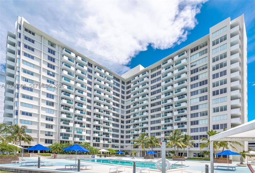 Real estate property located at 1200 West Ave #708, Miami-dade, Mirador 1200 Condo, Miami Beach, FL