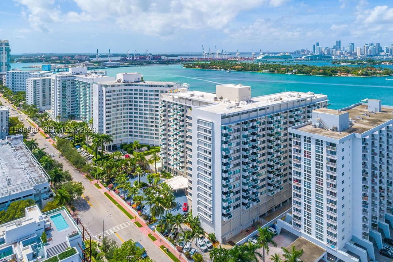 Real estate property located at 1200 West Ave #708, Miami-dade, Mirador 1200 Condo, Miami Beach, FL