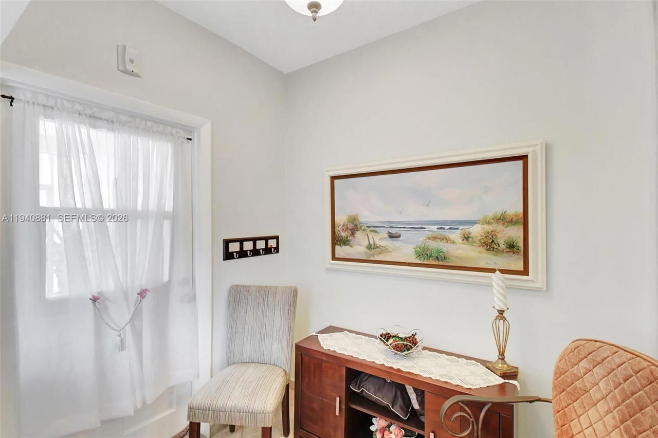 Real estate property located at 415 2nd St #201, Broward, Star Paradise Condo, Hallandale Beach, FL