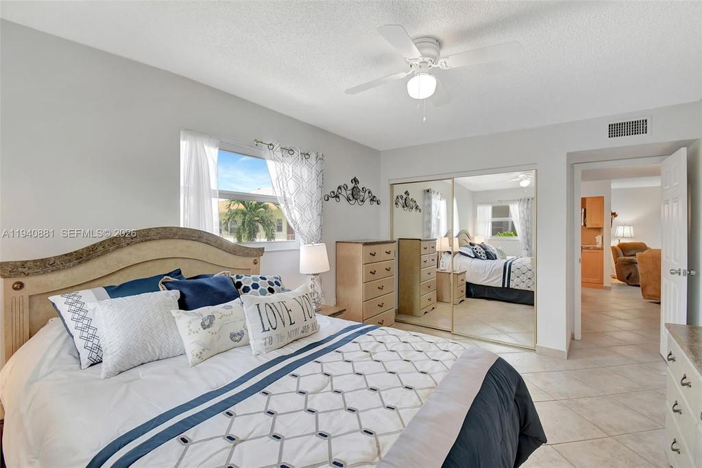 Real estate property located at 415 2nd St #201, Broward, Star Paradise Condo, Hallandale Beach, FL