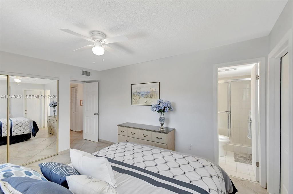 Real estate property located at 415 2nd St #201, Broward, Star Paradise Condo, Hallandale Beach, FL