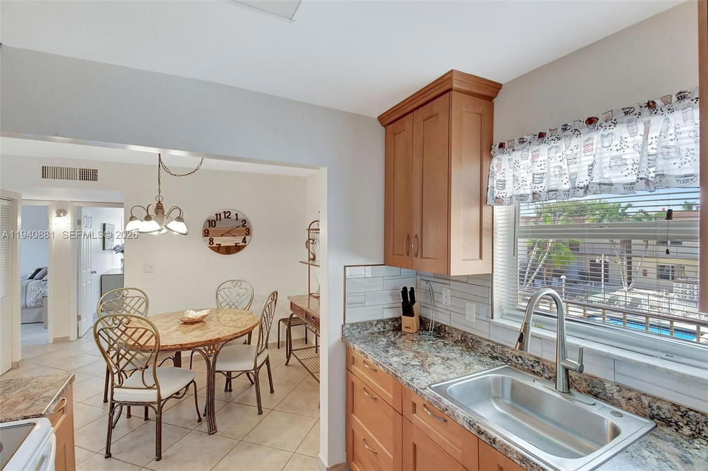 Real estate property located at 415 2nd St #201, Broward, Star Paradise Condo, Hallandale Beach, FL