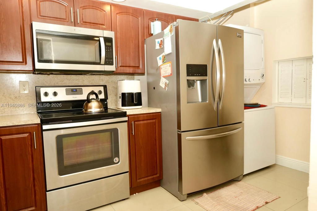 Real estate property located at 5860 44th St #102, Broward, Greens Of Inverrary Phase, Lauderhill, FL