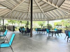 Real estate property located at 5860 44th St #102, Broward, Greens Of Inverrary Phase, Lauderhill, FL