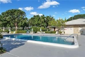 Real estate property located at 5860 44th St #102, Broward, Greens Of Inverrary Phase, Lauderhill, FL