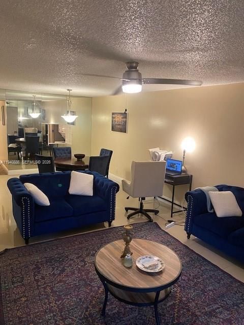 Real estate property located at 5860 44th St #102, Broward, Greens Of Inverrary Phase, Lauderhill, FL