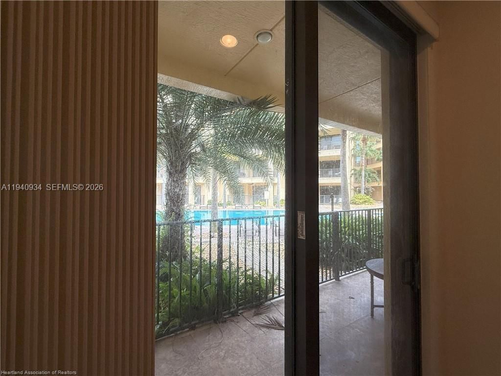 Real estate property located at 2351 Lakeview Drive #115, Highlands, Majestic Cv, Sebring, FL
