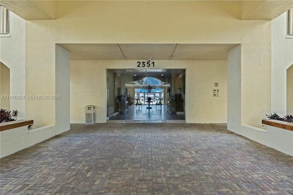 Real estate property located at 2351 Lakeview Drive #115, Highlands, Majestic Cv, Sebring, FL