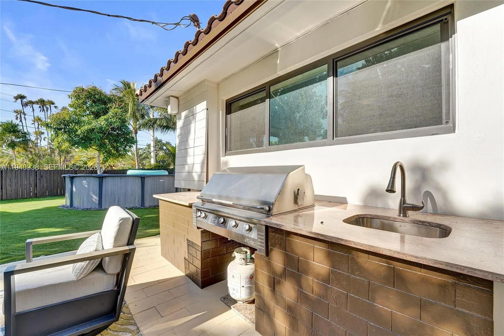 Real estate property located at 1254 Buchanan St, Broward, Hollywood Lakes Section, Hollywood, FL