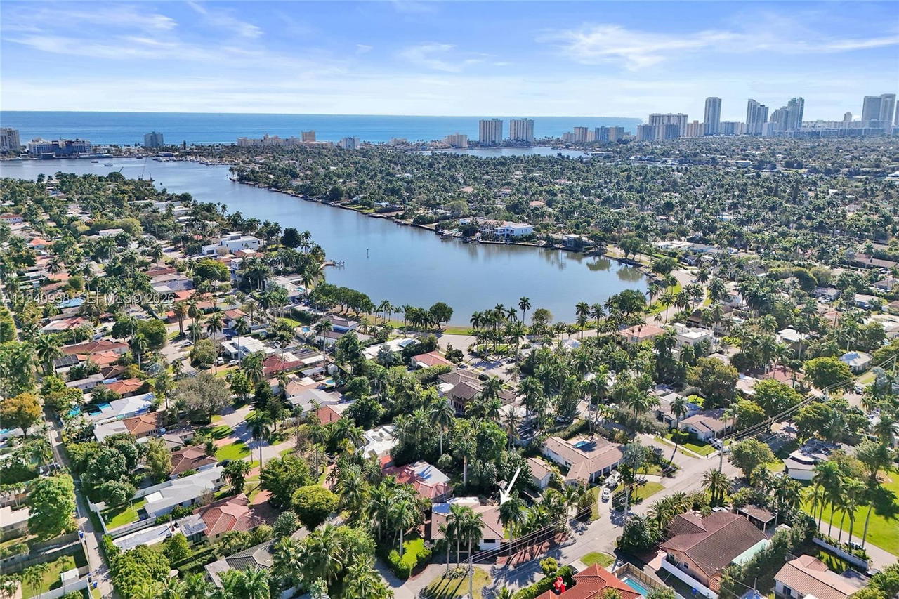 Real estate property located at 1254 Buchanan St, Broward, Hollywood Lakes Section, Hollywood, FL