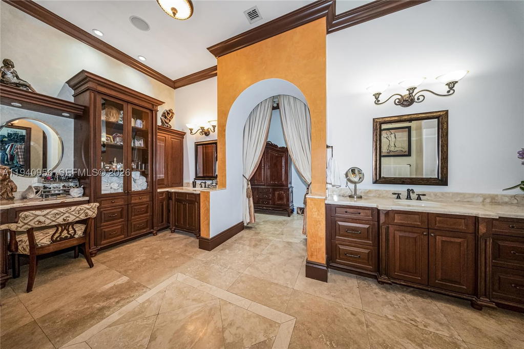 Real estate property located at 7538 64th St, Miami-dade, N/a, Miami, FL
