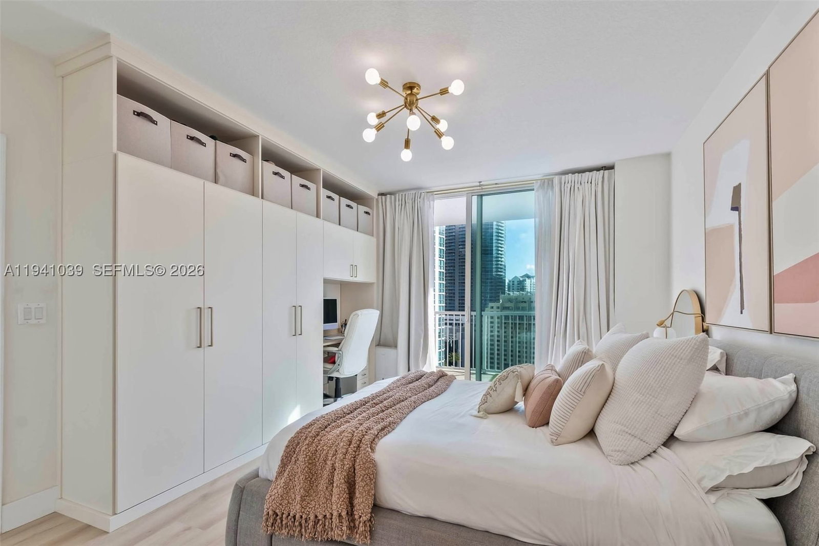 Real estate property located at 1250 Miami Ave #2212, Miami-dade, Vue At Brickell Condo, Miami, FL