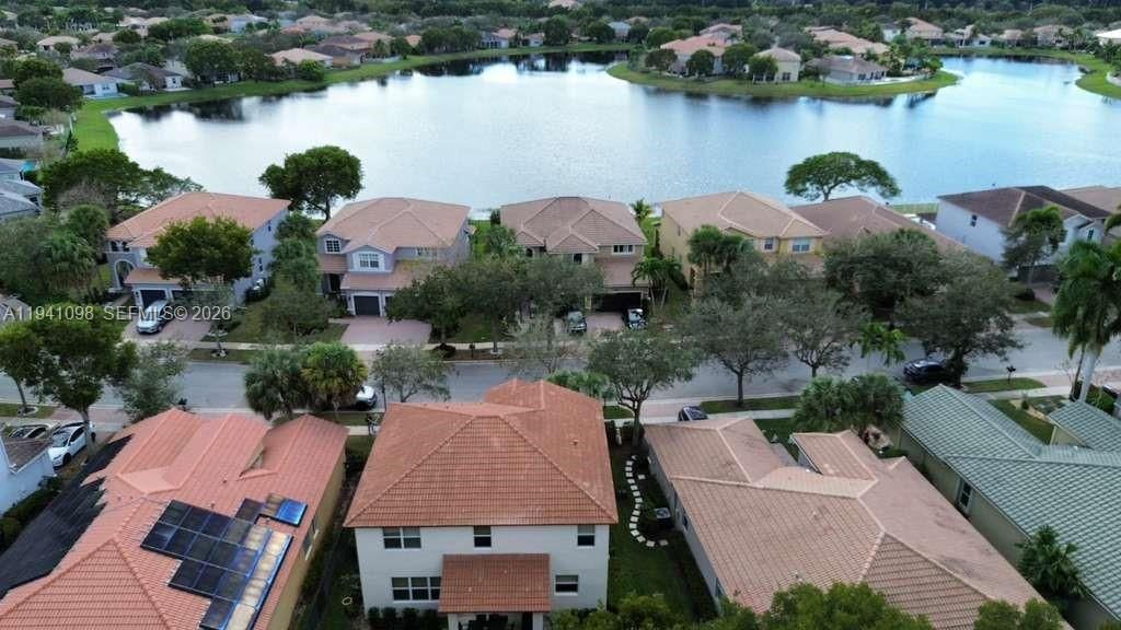 Real estate property located at 19389 Stonebrook St, Broward, Isles At Weston, Weston, FL