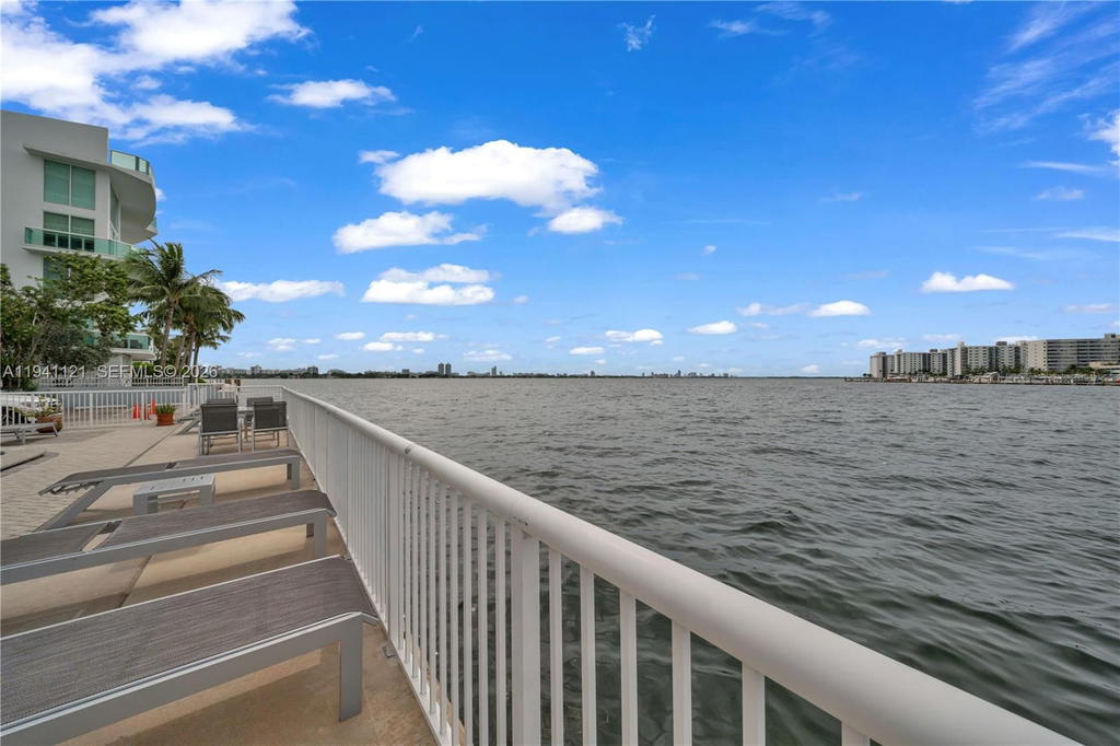 Real estate property located at 2016 Bay Dr #505, Miami-dade, Villa Bay Vista Condo, Miami Beach, FL