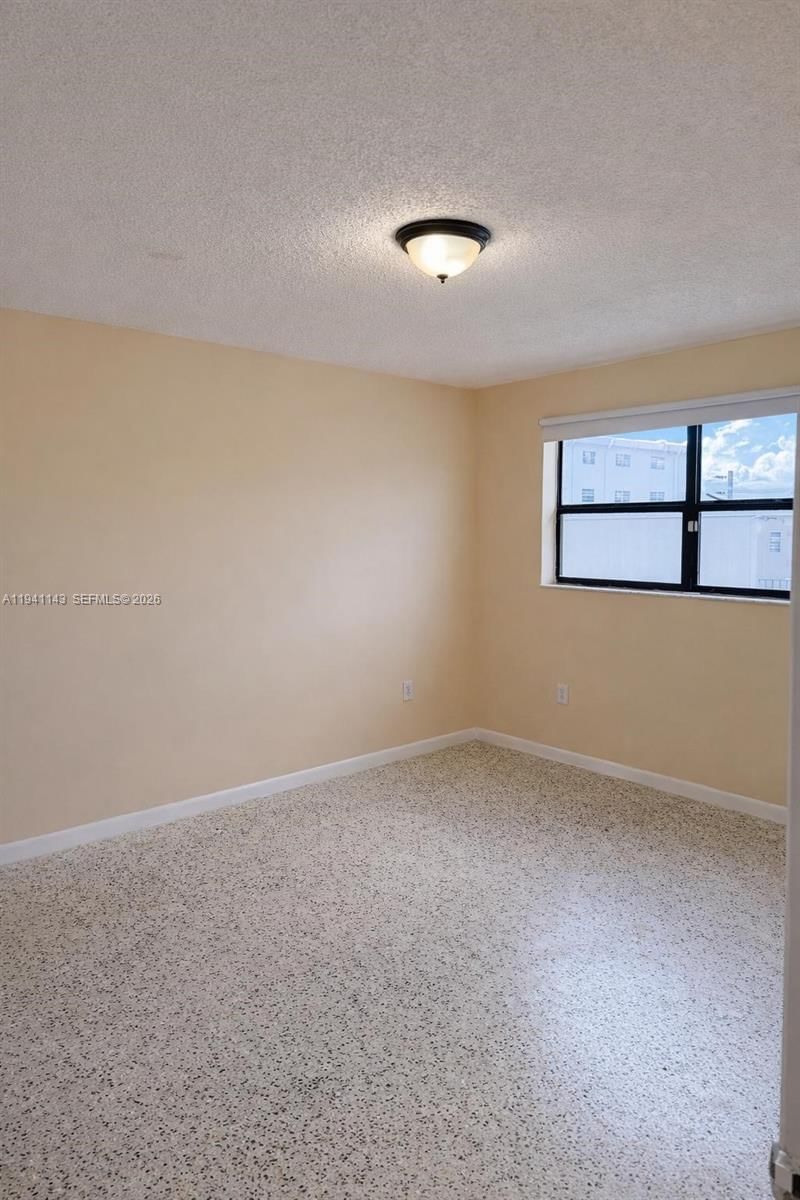 Real estate property located at , Miami-dade, Guernica Condo, Miami, FL