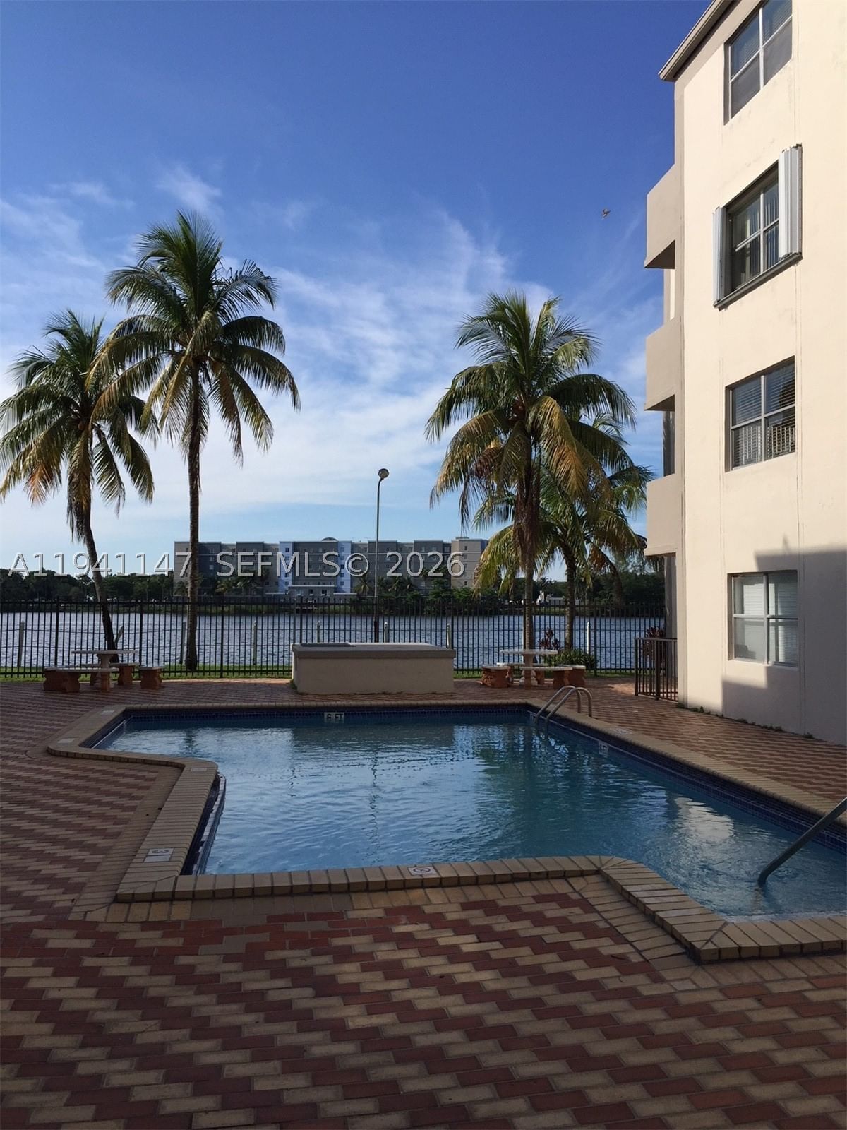 Real estate property located at 5505 7th St W406, Miami-dade, El Lago Condo, Miami, FL