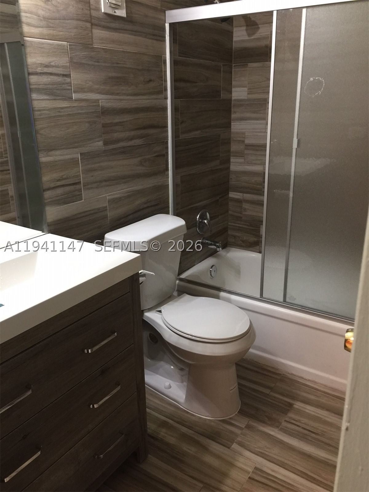 Real estate property located at 5505 7th St W406, Miami-dade, El Lago Condo, Miami, FL