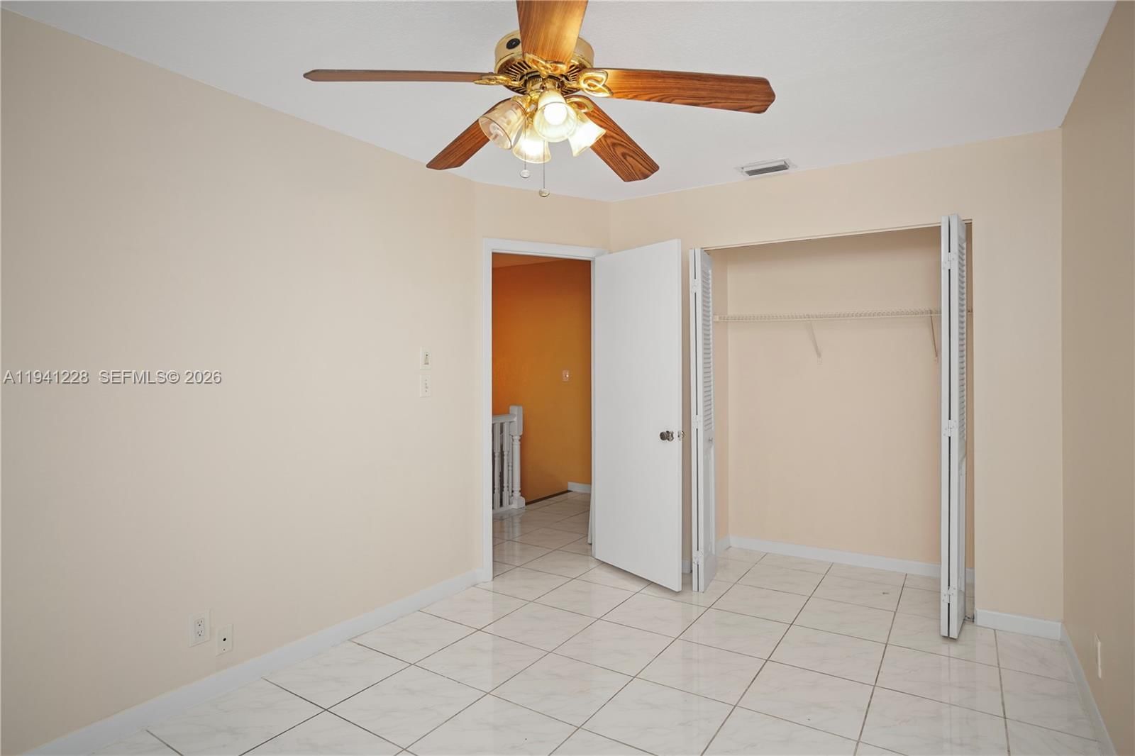 Real estate property located at 8011 27th Pl, Broward, Fairways Of Sunrise, Sunrise, FL