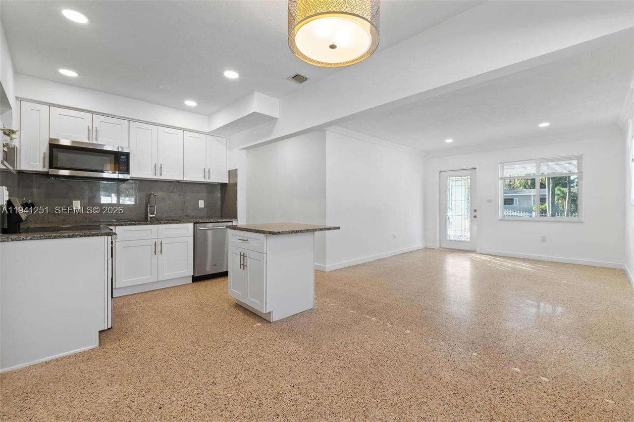 Real estate property located at 201 169th St, Miami-dade, Judy Manors, North Miami Beach, FL