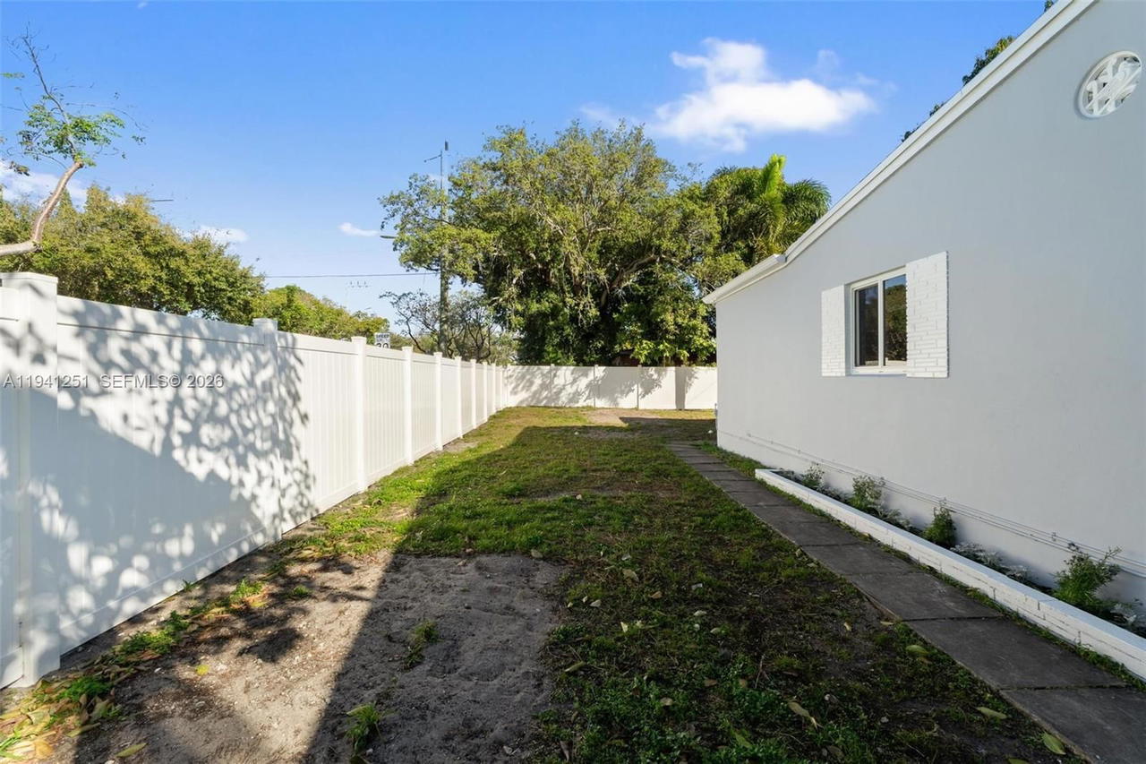Real estate property located at 201 169th St, Miami-dade, Judy Manors, North Miami Beach, FL