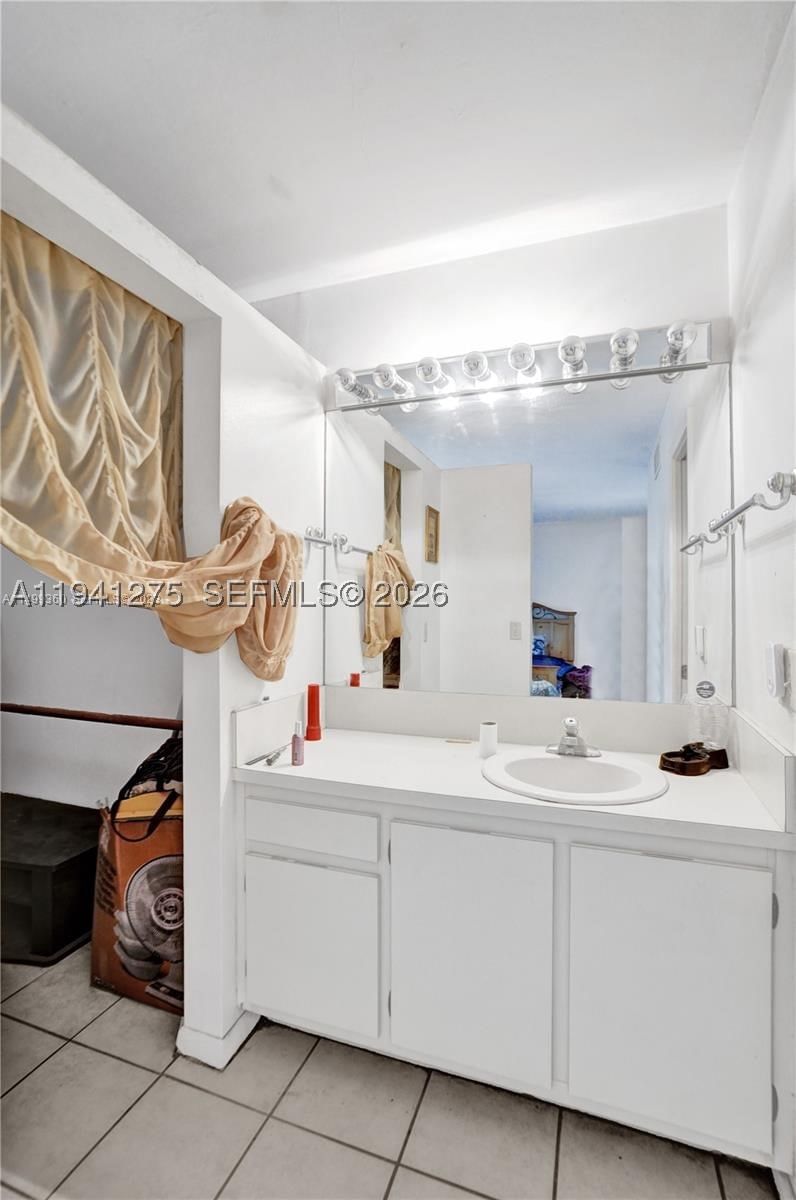 Real estate property located at 2910 87th Ter #1701, Broward, Harvest Section Three Con, Davie, FL