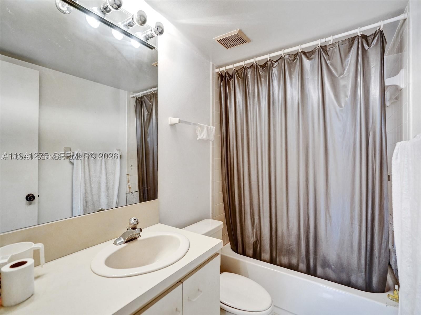 Real estate property located at 2910 87th Ter #1701, Broward, Harvest Section Three Con, Davie, FL