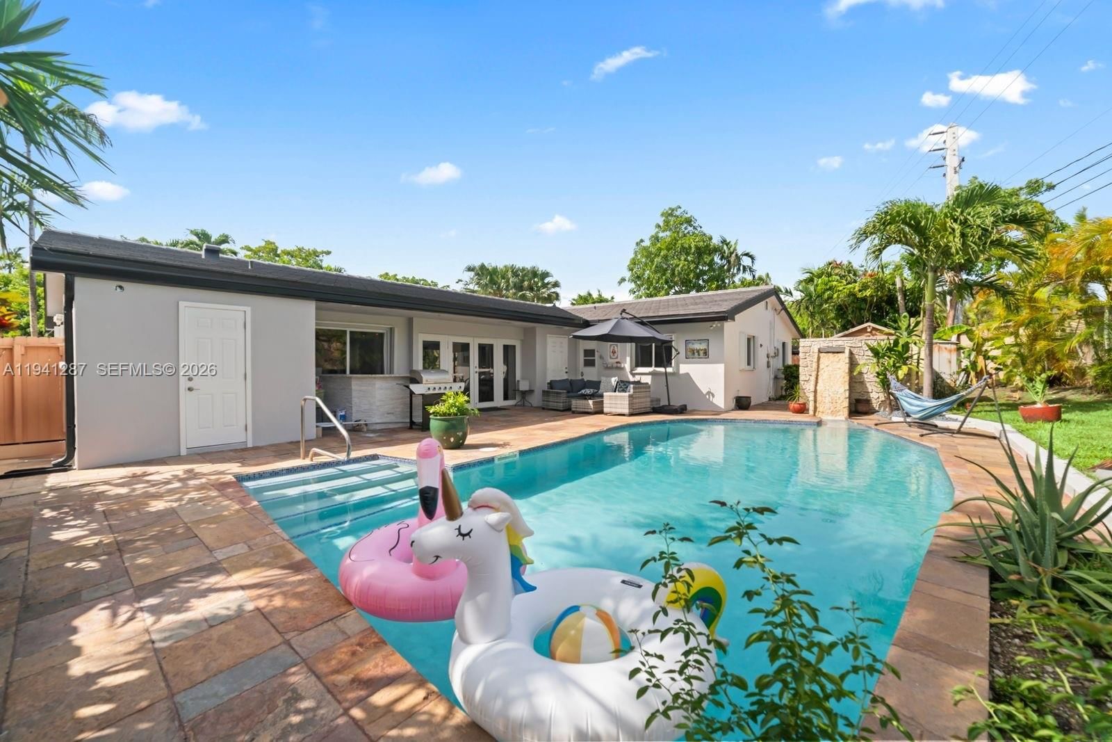 Real estate property located at 930 182nd Ter, Miami-dade, Pickwick Lake Estates Sec, North Miami Beach, FL