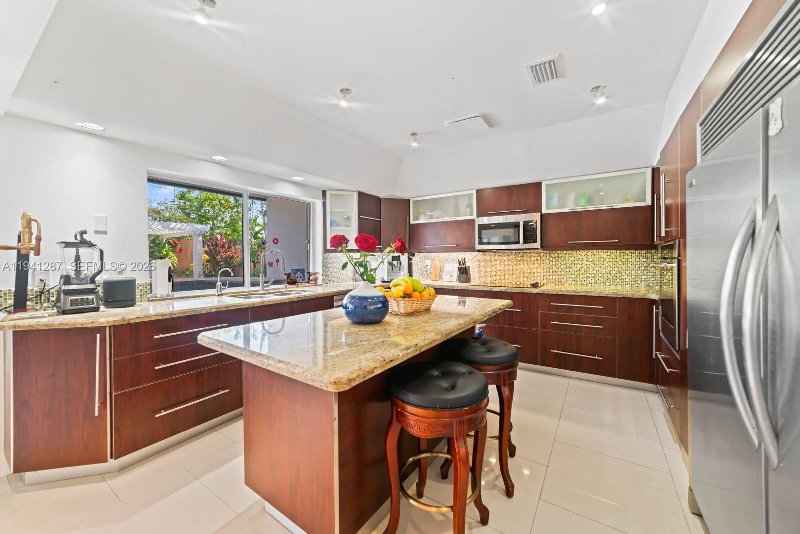 Real estate property located at 930 182nd Ter, Miami-dade, Pickwick Lake Estates Sec, North Miami Beach, FL
