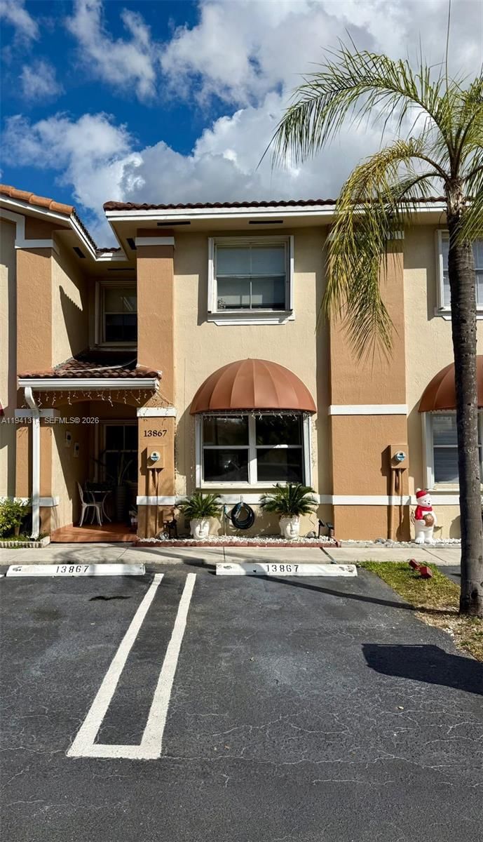Real estate property located at 13867 62nd Ter, Miami-dade, Kendale Lakes North Sec 9, Miami, FL